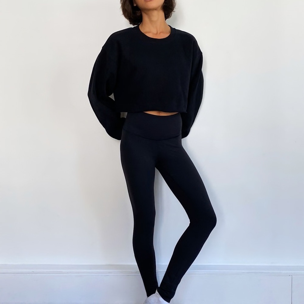 Aritzia Classic Black Leggings